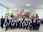 В центральной районной библиотеке состоялась конкурсно-игровая программа «Классные девчонки».